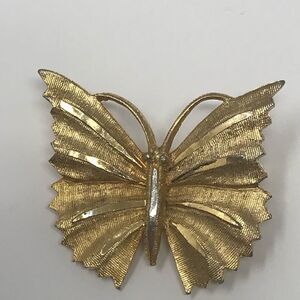 BSK Vintage small Gold Texture Butterfly